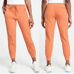 Athleta Trekkie North Crop 23” Jogger Tall Dusty Apricot Orange Hiking Pants 6T